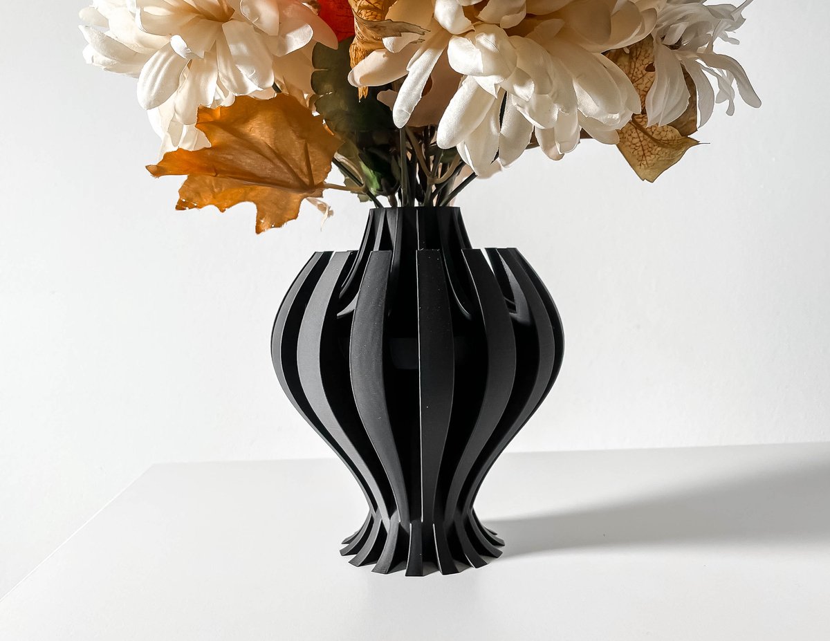 Skushy Vaas Nemesis - Geschikt voor Bouwbloemen - Japandi Designvaas voor Droogbloemen en Kunstbloemen - Sculpturale Decoratieve Vaas - Moderne Woondecoratie