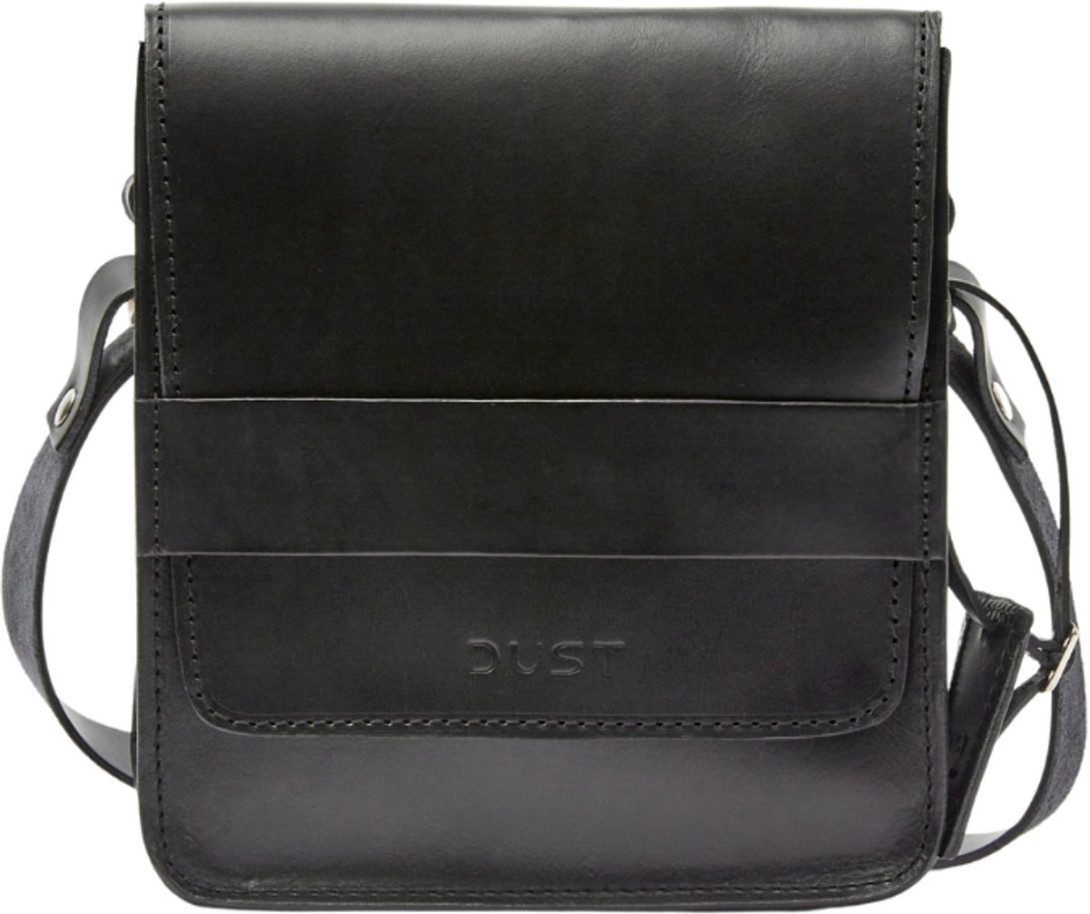Leather Messenger Black Soho Collection