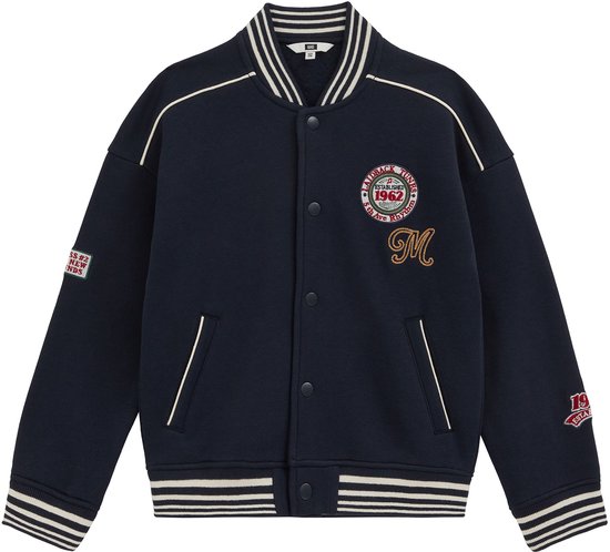 Donkerblauwe bomberjas met witte biezen, ronde opdruk 'Laidback Tunes Established 1962' en letter 'M'.