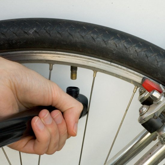 Hand fietspomp - draagbaar - zwart - kunststof - 35 cm - Fietspompen voor onderweg — afbeelding 5