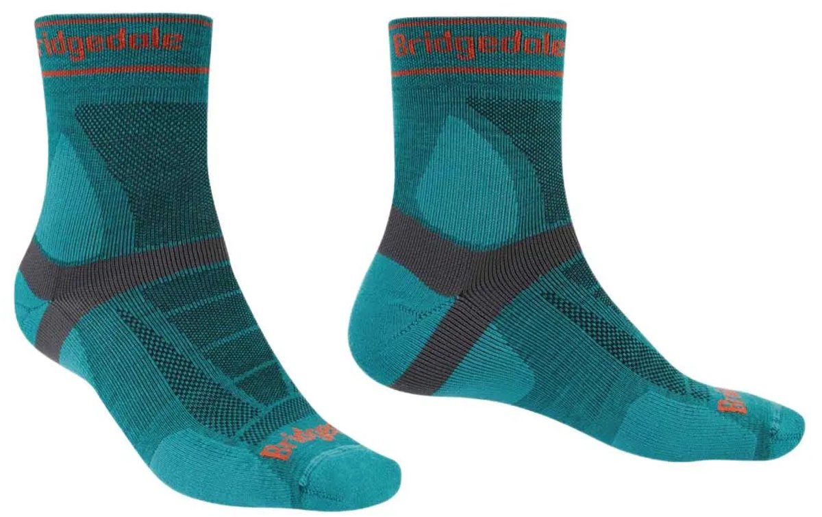 Bridgedale Trail Run Ultralight T2 Merino Sport ¾ Crew Sokken Blauw EU 36-39 Man