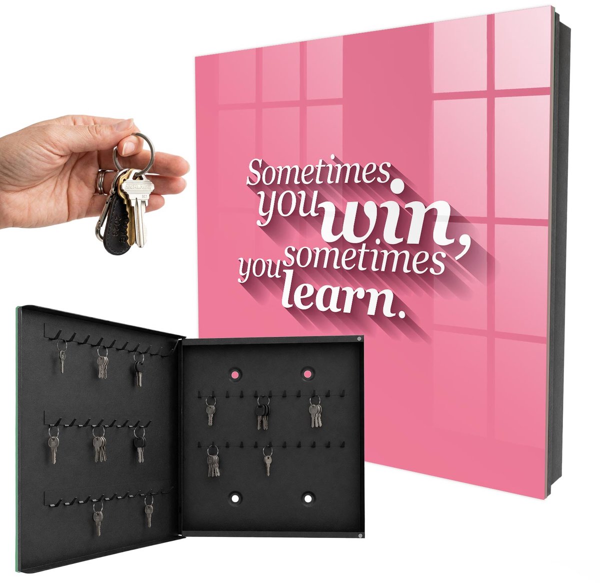 WallMuralia - Sleutelkast - 30x30x5 cm - met 50 haken - Soms Win Je, Soms Leer Je Ervan. Sleutelkastje Binnen - Roze Sleutelbox - Linksopenend - Zwart interieur