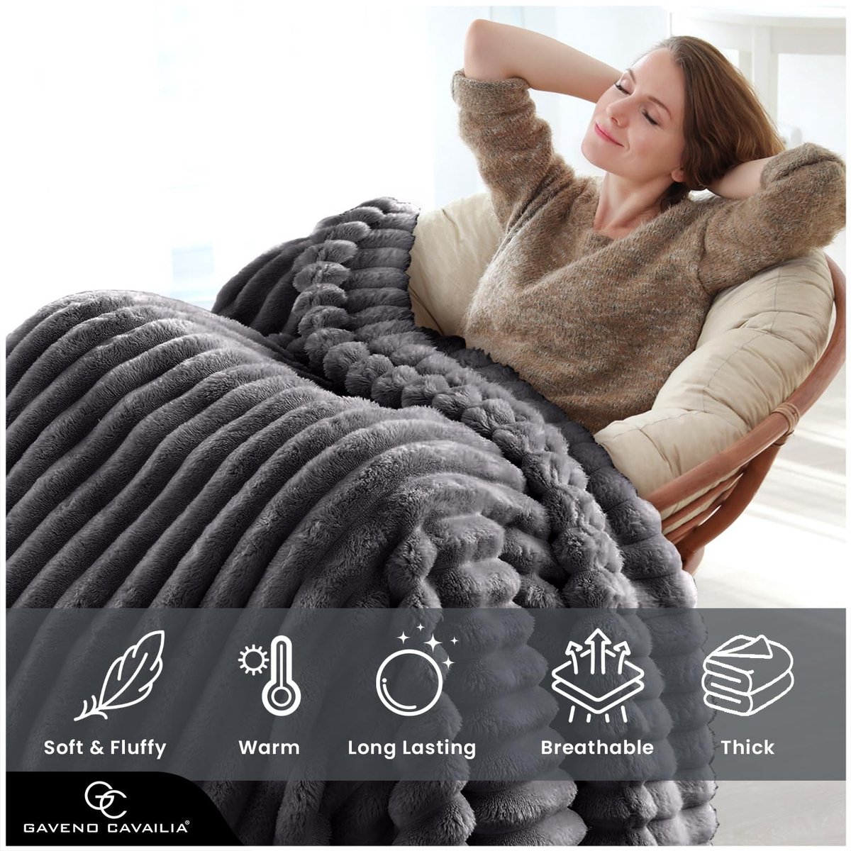 Omgoods - Fleece Throw Deken - Zacht en Fluffy voor Bank en Bed (150 x 200 cm, Charcoal)