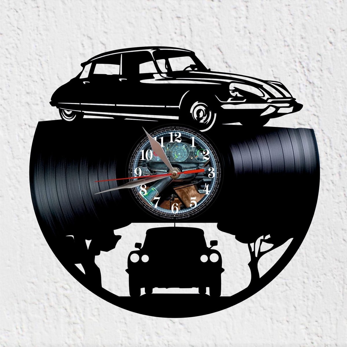 Omgoods - Wandklok Franse Auto Vinyl Wanddecoratie