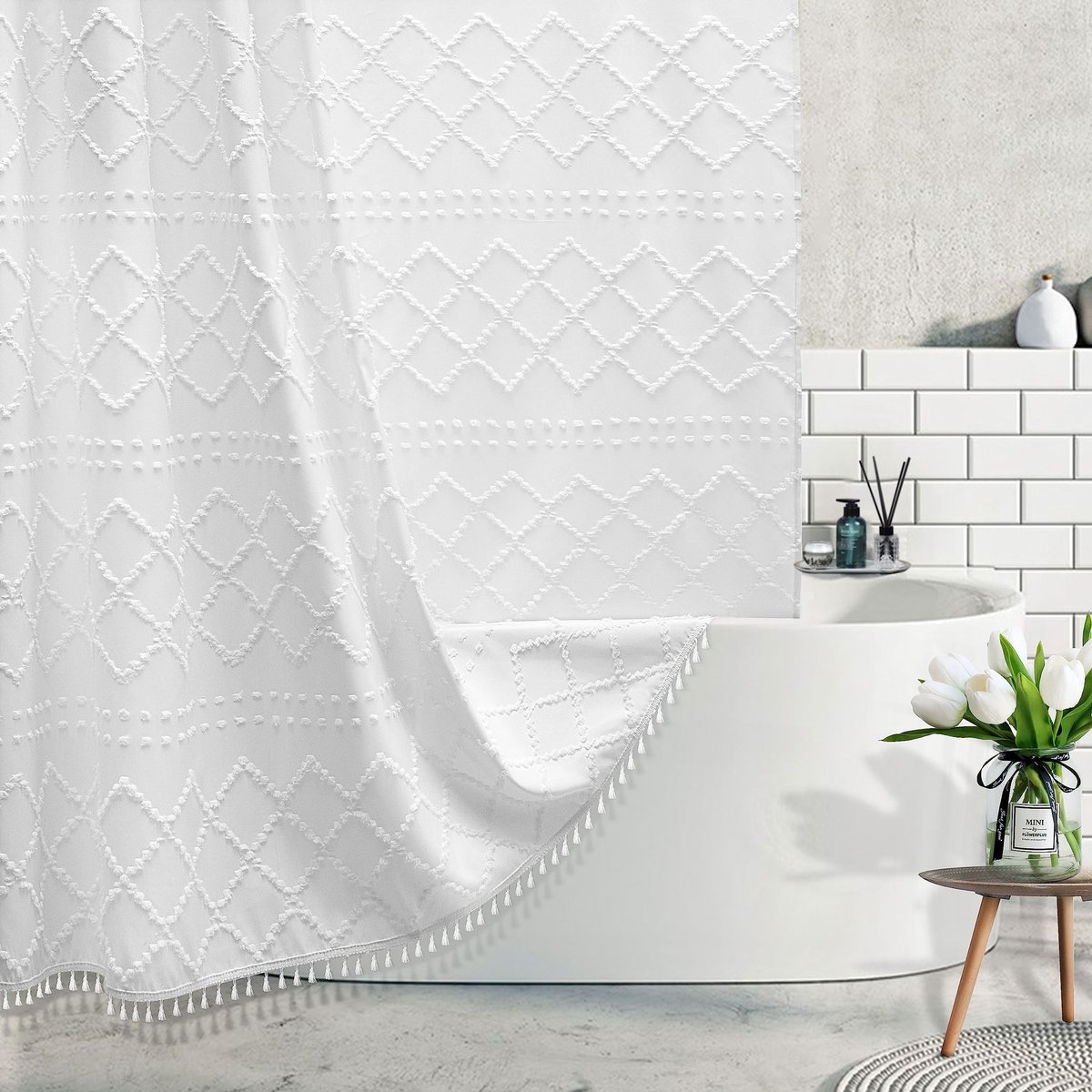 Omgoods - Witte Douchgordijn met Kwastjes 182 x 183 cm