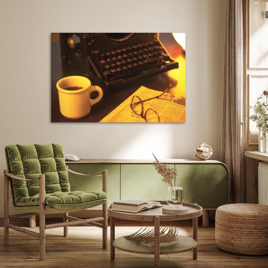Machine à écrire avec du papier pour affiche de café