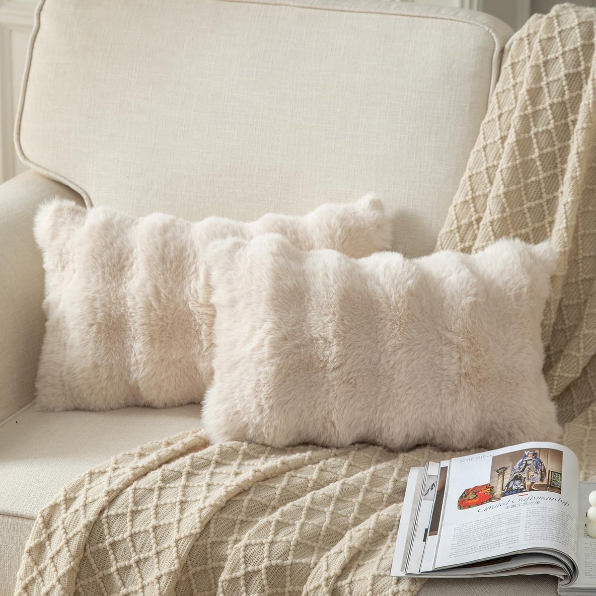 Omgoods - Set van 2 Beige Decoratieve Kussenhoezen van Wol 30 x 50 cm