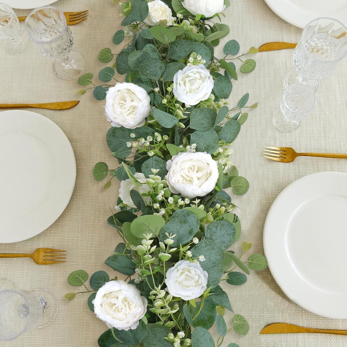 Omgoods - Kunstbloemen Guirlande met Eucalyptus en Rozen