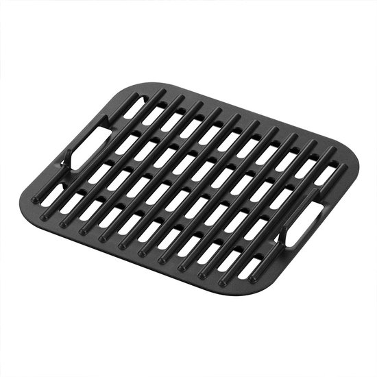 Zwart, grillrooster met rechthoekige vorm en handgrepen aan de zijkanten.