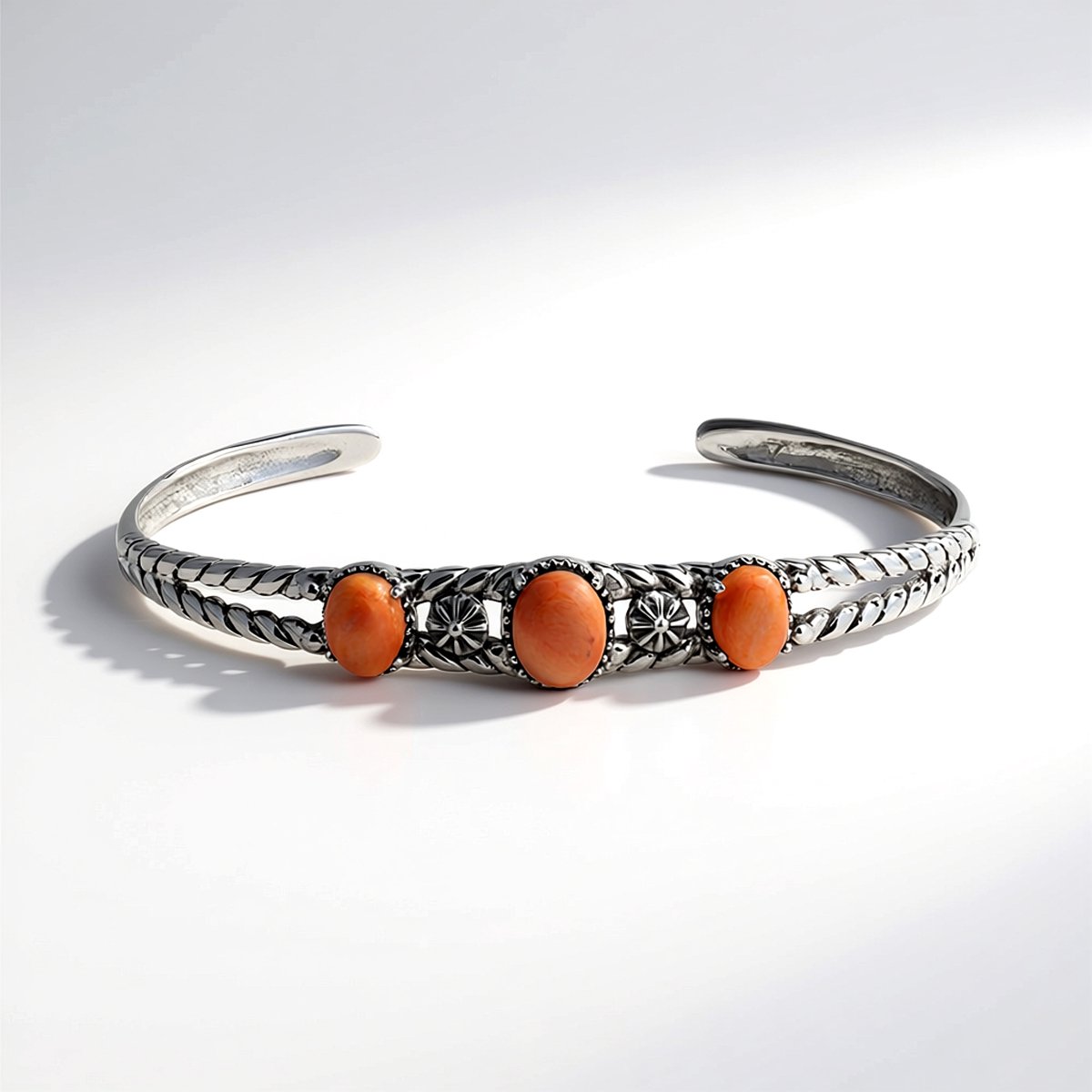 Cavill - Zilveren Armband - 925 Sterling Zilver Geoxideerd - 3,51 ct Oranje Stekelige Oester Cabochon - Verstelbare Desert Chic Sieraden