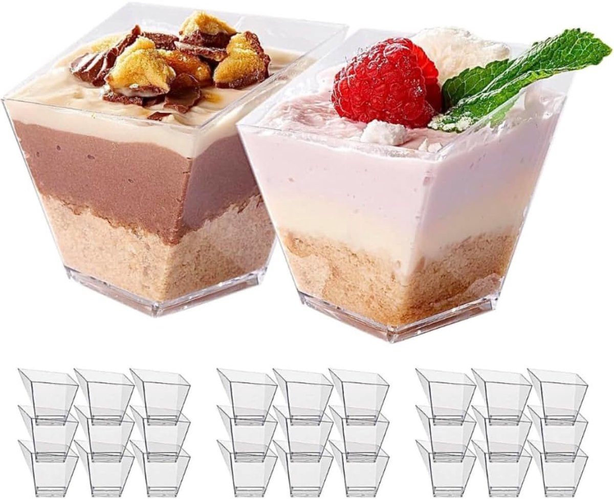 50 Mini Plastic Dessertbekers, Transparante Dessert Kopjes, Kleine Dessertkommen voor Verjaardagen, Bruiloften en Feesten, 70ml - Stevig en Herbruikbaar