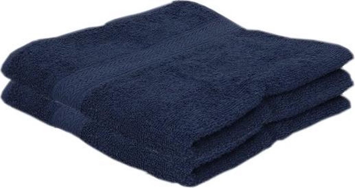 2x Voordelige handdoeken navy blauw 50 x 100 cm 420 grams - Badkamer textiel badhanddoeken