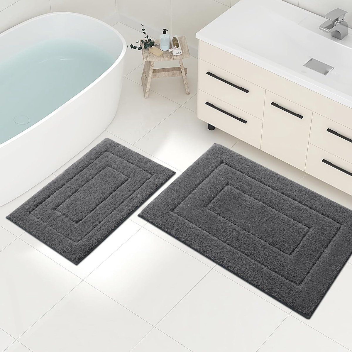 SnelShoppen - Microfiber Badkamer Tapijt Set 2-delig, Antislip Wasbaar en Zacht, Waterabsorberend Badmat in Donkergrijs 40x60cm + 50x76cm