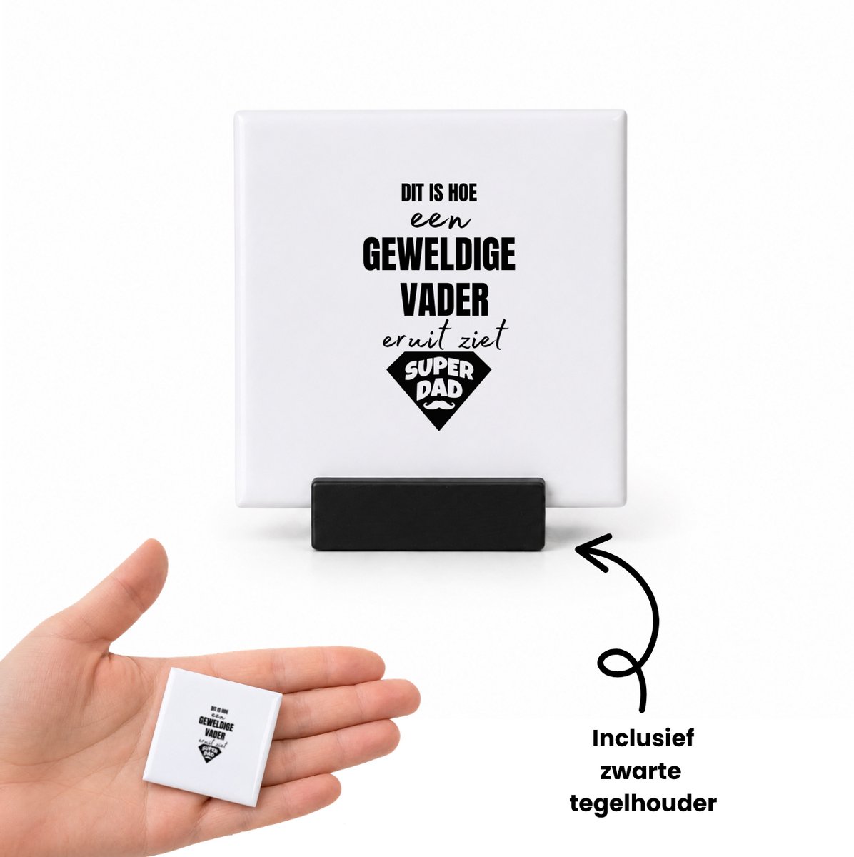Hacebo Dit is hoe een geweldige vader eruit ziet tegeltje met tegelhouder - Vader - papa - tegeltjes met tekst - Vaderdag - cadeau - verjaardag - kado - spreuktegels - 4.8x4.8 CM Wit