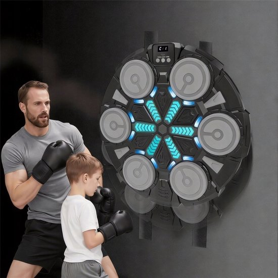 Boksmachine met 6 targets en blauwe LED-verlichting, getoond met een man en een jongen die boksen.