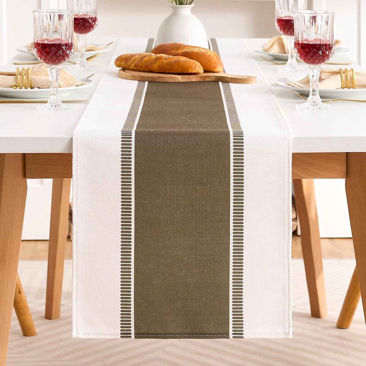 Tafelloper, moderne decoratie, bruine strepen, 140 x 40 cm, tafeldecoratie in landelijke stijl, afwasbaar, van katoen-linnen stof, natuurlijke tafelloper voor eettafel, salontafel, bijzettafel