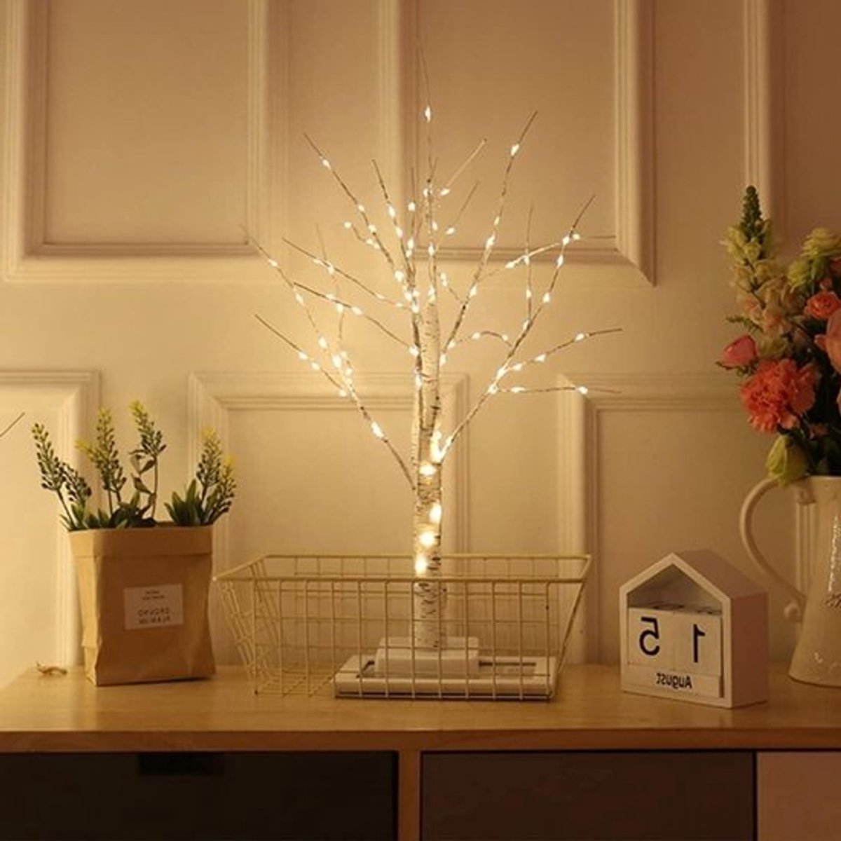 Verlichte Kunstboom voor Kerst, Pasen, Halloween en Thuisdecoratie - Batterijgevoede Binnenlamp voor Tafels - Zilver Berkeneffect met LED-verlichting in de Takken