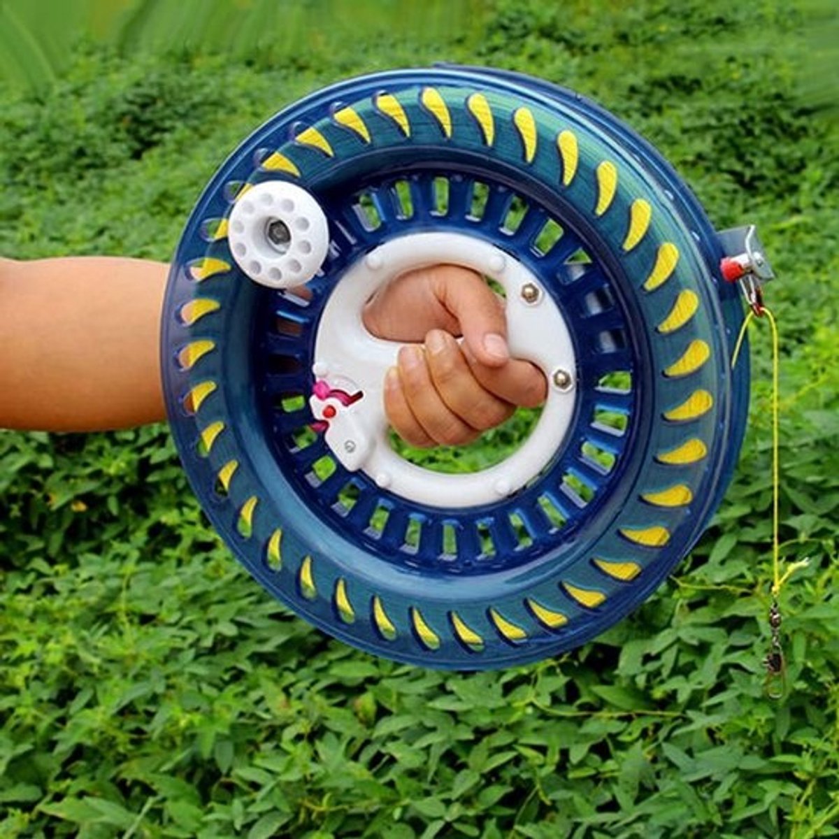 Vlieger Lijn Winder - Vlieger Spoel - Buiten Spelen - Soepele Rotatie - 22 cm Diameter - Kleurrijk