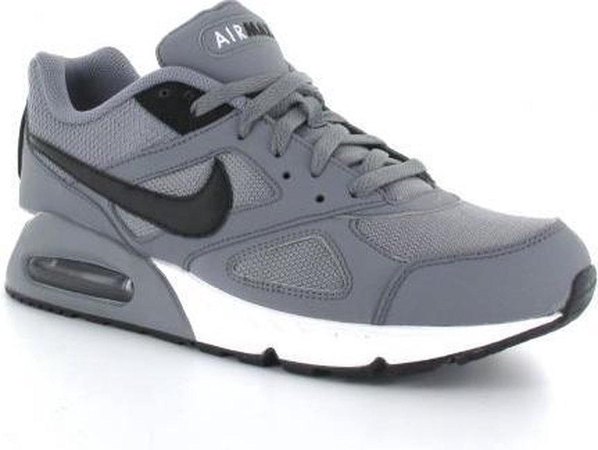 Nike Air Max Ivo - Sportschoenen - Heren - Maat 46 - Grijs | bol.com