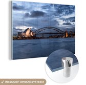 MuchoWow® Glasschilderij 30x20 cm - Schilderij acrylglas - Het Opera van Sydney en de Sydney Harbour Bridge in Australië - Foto op glas - Schilderijen