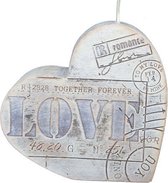 Beige LOVE hart kaars 135/135/40 (40 uur)