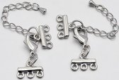 Slot 6 gats met karabijnsluiting en ketting platinum, 2 stuks