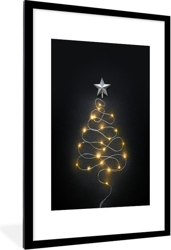 Photo en cadre - Nature morte d'un sapin de Noël réalisé avec un cadre photo cordon lumineux noir avec passe-partout blanc 60x90 60x90 cm - Affiche sous cadre (Décoration murale salon / chambre)