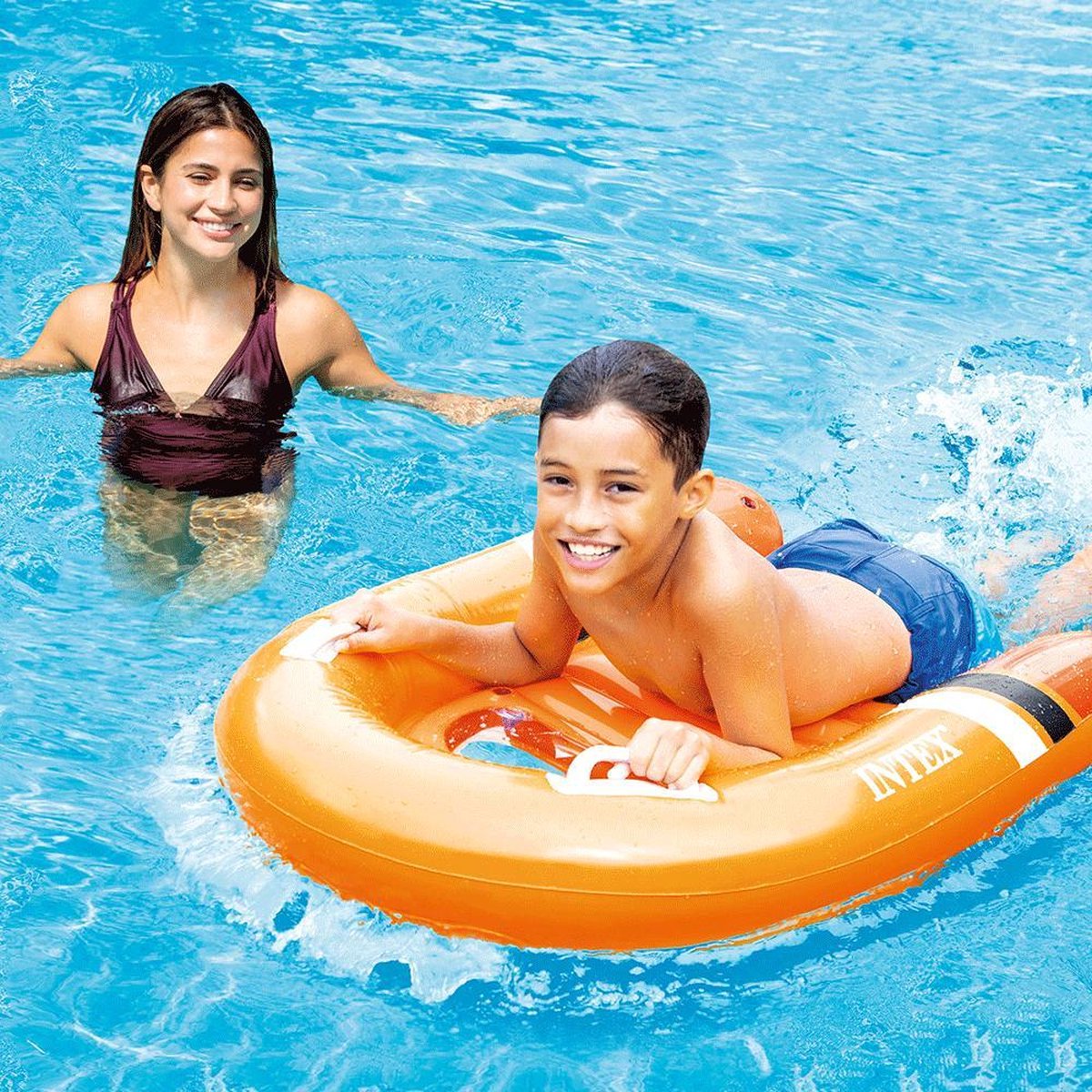 Promo INTEX BODY BOARD GONFLABLE chez Intermarché