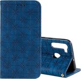 Voor Samsung Galaxy A21 Lucky Flowers Embossing Pattern Magnetische horizontale flip lederen tas met houder & kaartsleuven (donkerblauw)