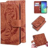 Voor Samsung Galaxy S10 Plus Tijger Embossing Patroon Horizontale Flip Leren Case met Houder & Kaartsleuven & Portemonnee (Bruin)