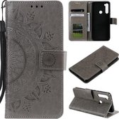 Voor Motorola Moto G8 Power Totem Bloem Reliëf Horizontale Flip TPU + PU lederen tas met houder & kaartsleuven & portemonnee (grijs)