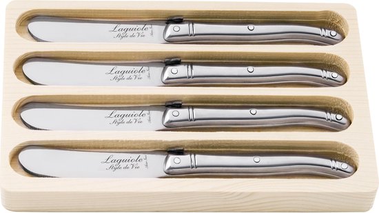 Vier Laguiole Style de Vie botermessen in een houten kistje.