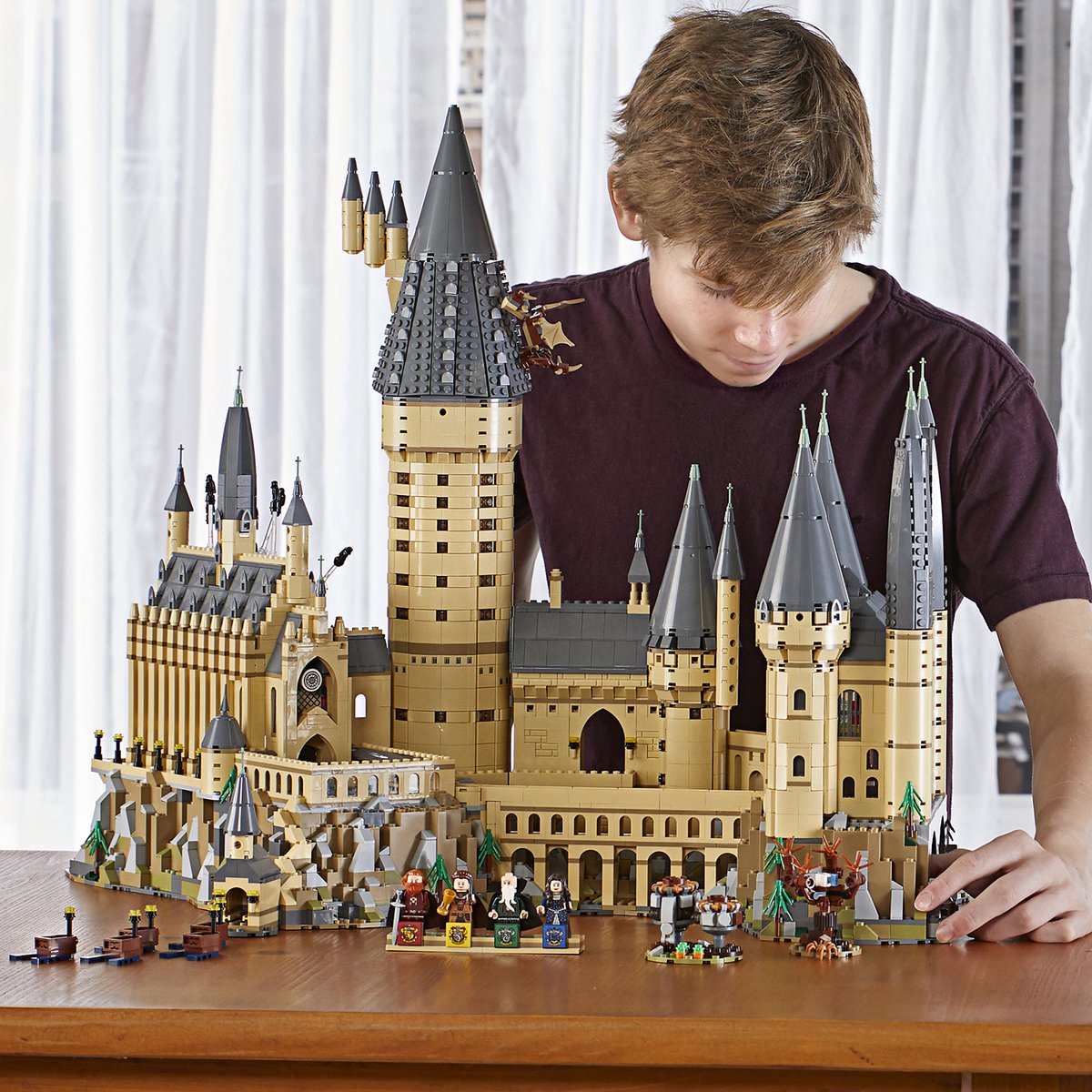 LEGO Harry Potter Kasteel Zweinstein - 71043 | bol.com