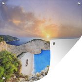 Tuinposters Het Navagio strand van Zakynthos - 50x50 cm - Tuindoek - Buitenposter