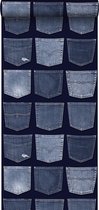 ESTAhome behang spijkerbroeken zakken blauw - 137741 - 53 cm x 10,05 m