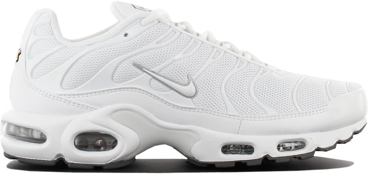 white airmax tn