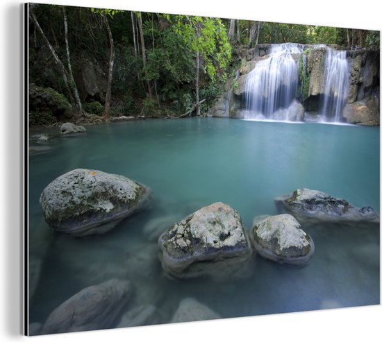 Une cascade thaïlandaise près des rochers dans le parc national d'Erawan Aluminium 120x80 cm - Tirage photo sur aluminium (décoration murale en métal)