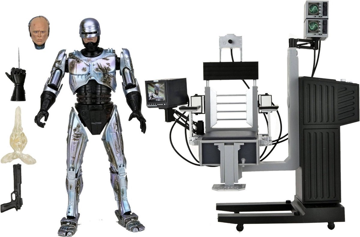 NECA Ultimate Battle Damaged RoboCop with Chair 18cm