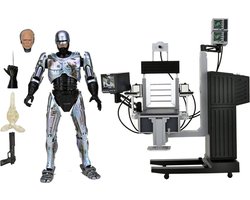 NECA Ultimate Battle Damaged RoboCop with Chair 18cm