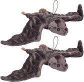 Set van 2x stuks pluche vliegende vleermuis knuffeldier grijs 36 cm - Halloween decoraties