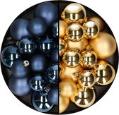 Kerstversiering kunststof kerstballen kleuren mix donkerblauw/goud 6-8-10 cm pakket van 44x stuks