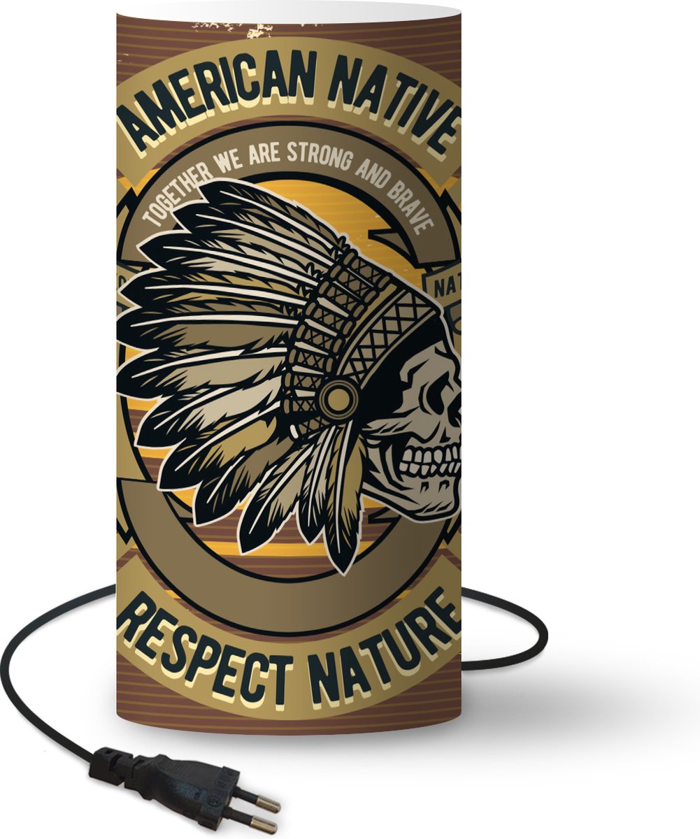Lamp - Nachtlampje - Tafellamp slaapkamer - Mancave - Indianen tooi - Schedel - Vintage - 54 cm hoog - Ø24.8 cm - Inclusief LED lamp
