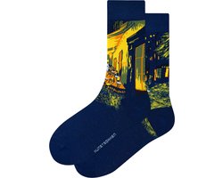 Kunst sokken - Caféterras bij Nacht: Vincent van Gogh - Sokken Heren 41 46 - Biologisch Katoenen Sokken - funny socks happy - Vrolijke Sokken - Grappige Sokken - Sokken Cadeau
