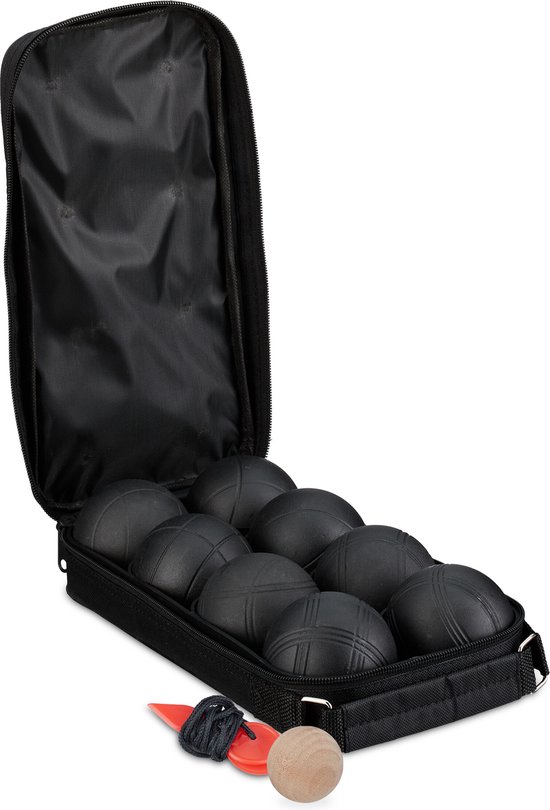 Open zwarte jeu de boules tas met acht ballen, een houten balletje en een meetlint.