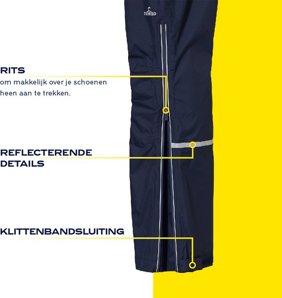 Donkerblauwe regenbroek met reflecterende details, rits aan de onderkant en klittenbandsluiting.