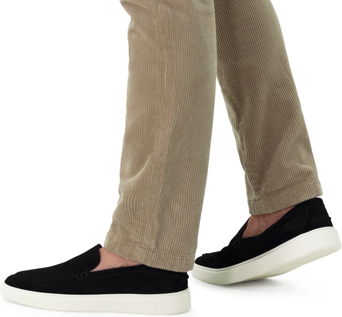Manfield - Heren - Zwarte suède loafers met sportieve zool - Maat 41