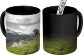 Magische Mok - Foto op Warmte Mok - Koe - Dier - Alpen - Herfst - 350 ML