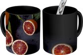 Magische Mok - Foto op Warmte Mok - Sinaasappel - Fruit - Tafel - 350 ML