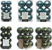 Kerstversiering kunststof kerstballen kleuren mix ijsblauw/ donkergroen 4 en 6 cm pakket van 80x stuks