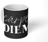 Mok - Koffiemok - Carpe diem - Quotes - Spreuken - Pluk de dag - Mokken - 350 ML - Beker - Koffiemokken - Theemok - Mok met tekst